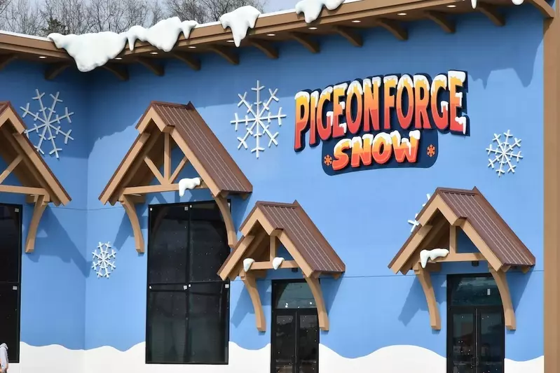 pigeon forge snow