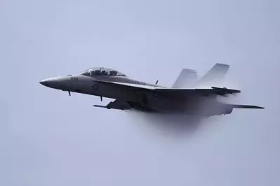 f18 fighter jet