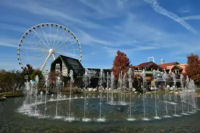 the island fountain in pigeon forge