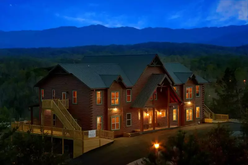 pigeon-forge-large-cabins