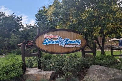 splash country - outdoor activities in pigeon forge for summer